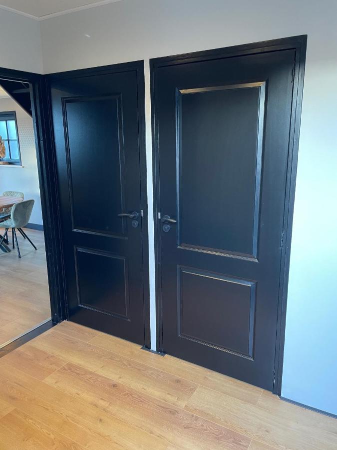 De Heerlykheid Wemeldinge, Vlak Bij Strand En Bos, Ruime Vakantiewoning Met Eigen Patio In De Karakteristieke Dorpsstraat Εξωτερικό φωτογραφία