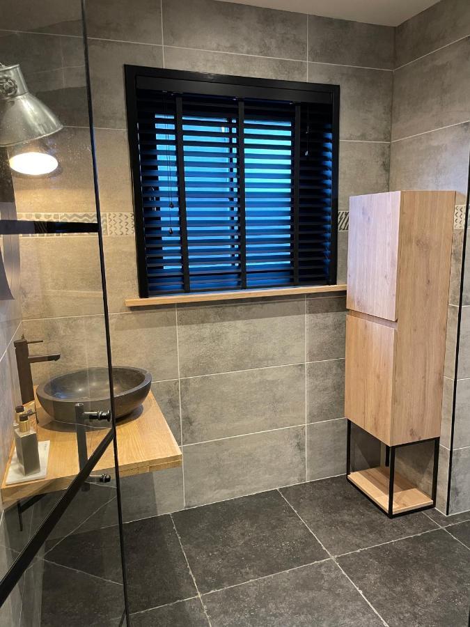 De Heerlykheid Wemeldinge, Vlak Bij Strand En Bos, Ruime Vakantiewoning Met Eigen Patio In De Karakteristieke Dorpsstraat Εξωτερικό φωτογραφία